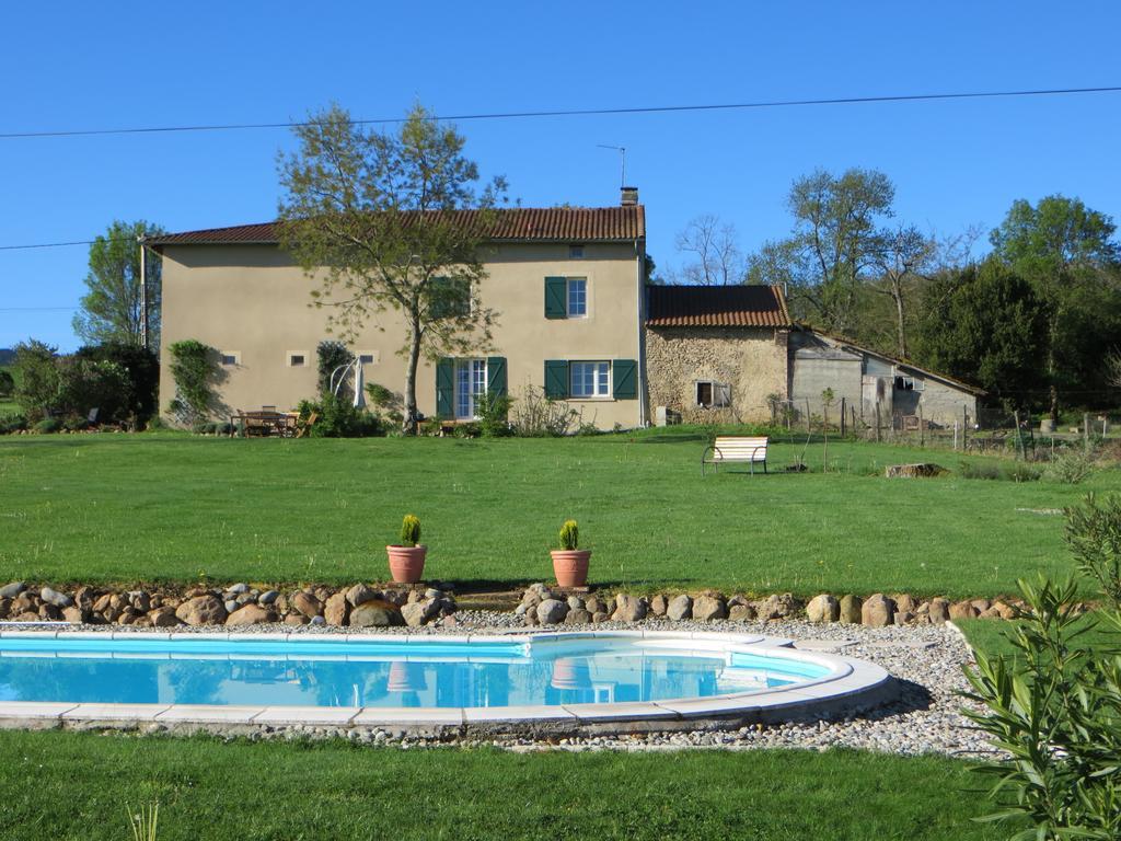 La Maire Bed & Breakfast Saint-Victor-Rouzaud Exterior photo