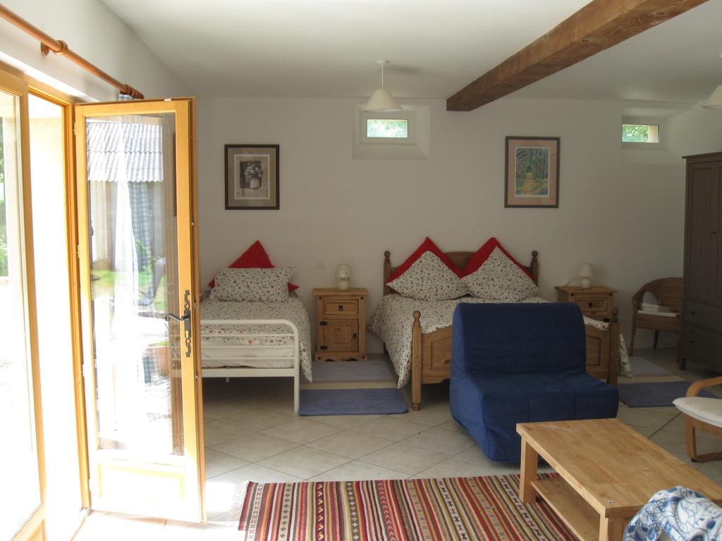 La Maire Bed & Breakfast Saint-Victor-Rouzaud Exterior photo
